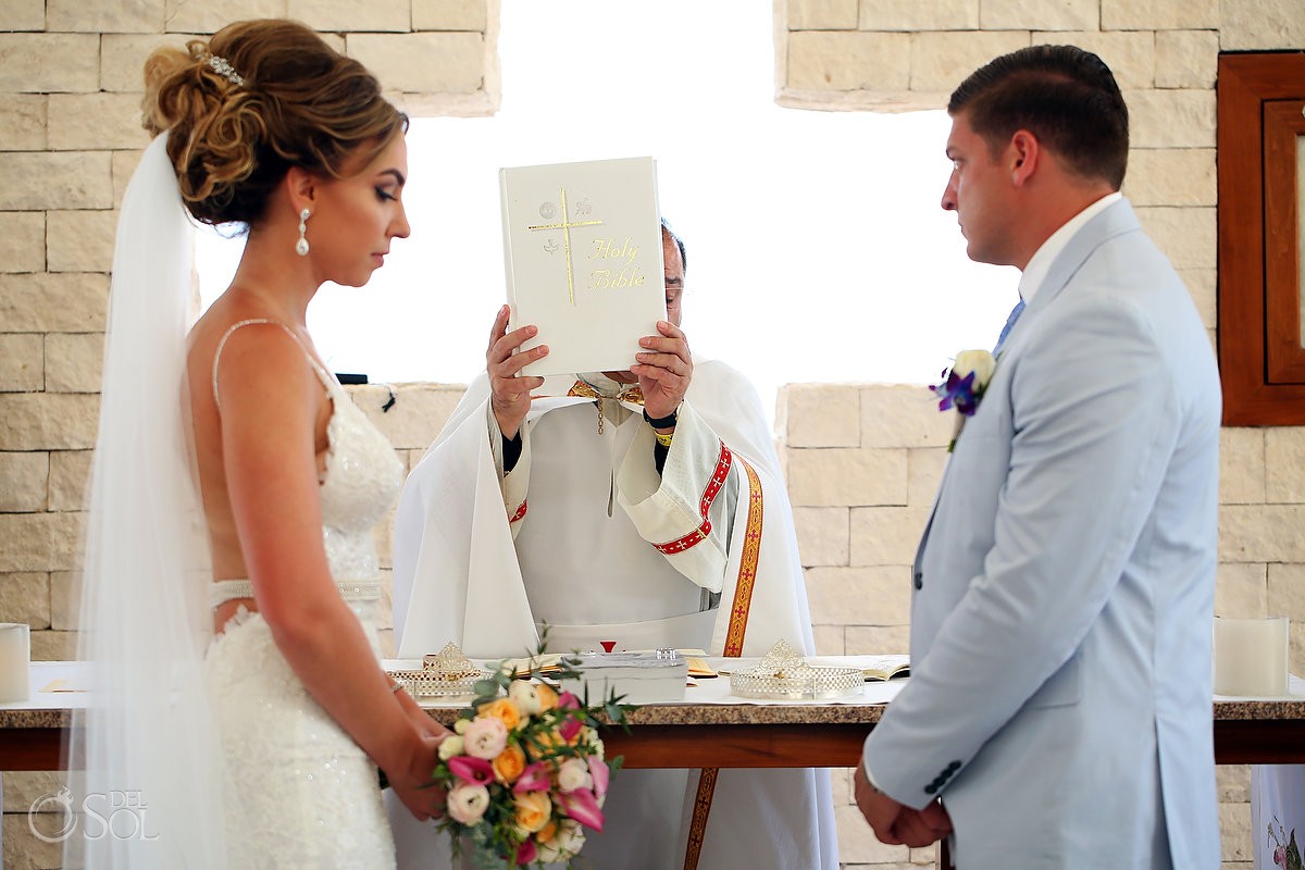 How to plan a blessed Christian wedding? Here’s some help!